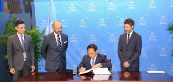 Việt Nam ký hiệp định mang tính lịch sử về biển cả