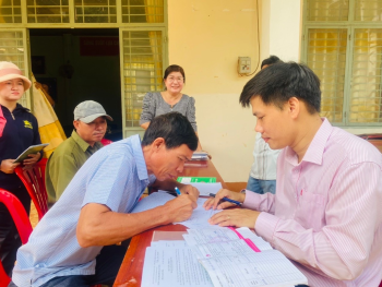 Ngân hàng Chính sách xã hội huyện Lộc Ninh tăng cường công tác kiểm tra, giám sát tín dụng chính sách.