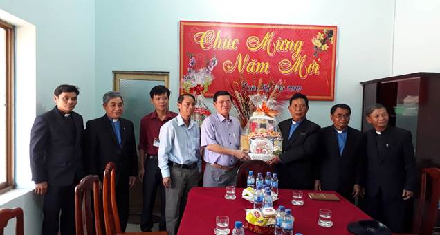 Hội thánh Tin lành Trưởng Lão Việt Nam thăm, chúc tết Ban Tôn giáo tỉnh
