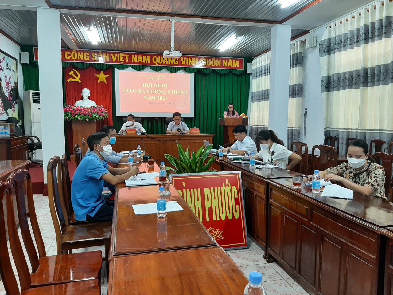 Đ/c Nguyễn Thị Huệ - TP.GD&BTTP thông qua tóm tắt báo cáo đề dẫn