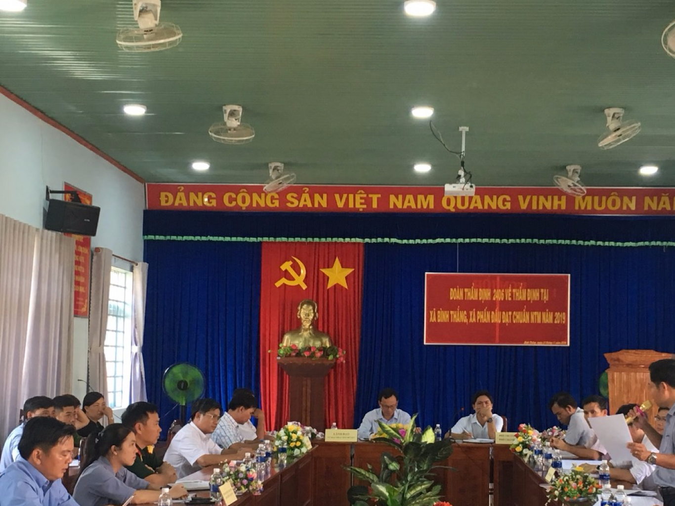 Thẩm định xã Bình Thắng về đích nông thôn mới