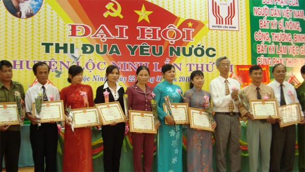 Đại hội Thi đua yêu nước huyện Lộc Ninh lần thứ III